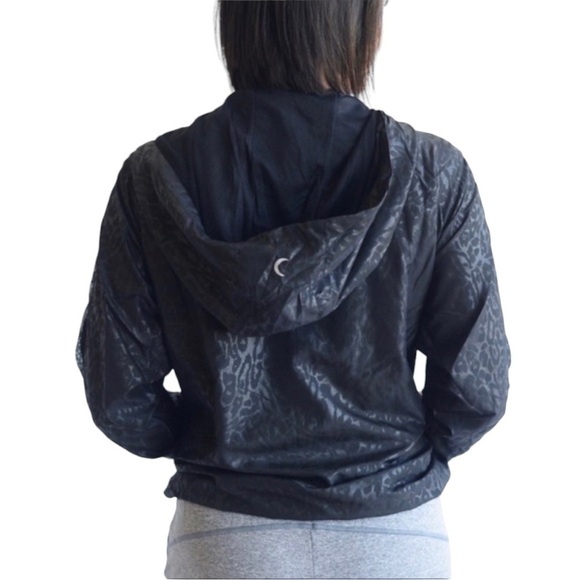 ZYIA Active - Black Cheetah Print Windbreaker Athletic Jacket Sz M - Picture 2 of 9
